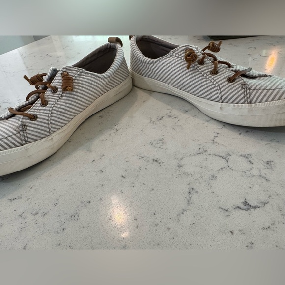 Sperry Women's, Crest Vibe Slip-On Sneaker Size 10 Tan White Stripes - Picture 10 of 10